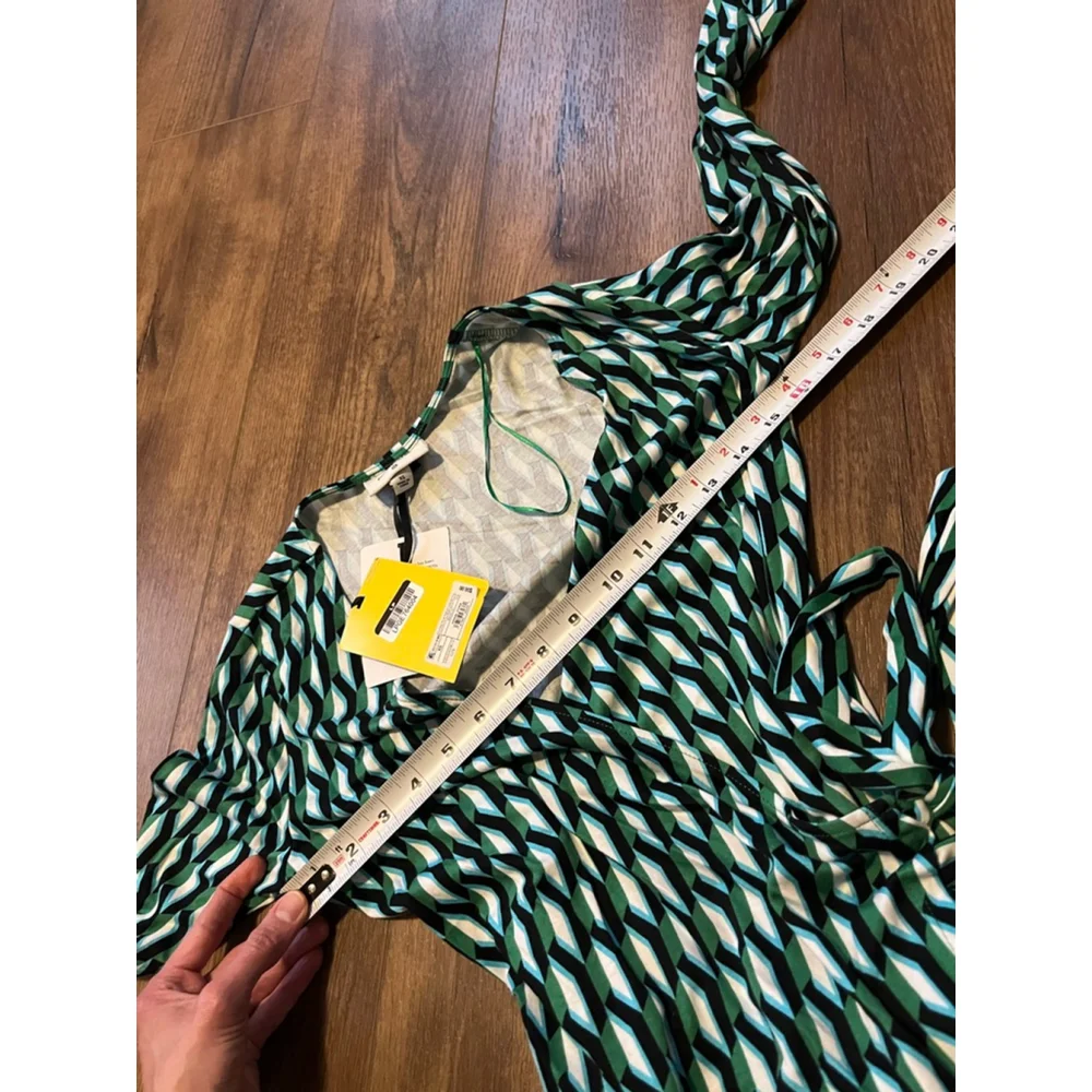 Diane Von Furstenberg x Target NWT midi geometric wrap dress XS